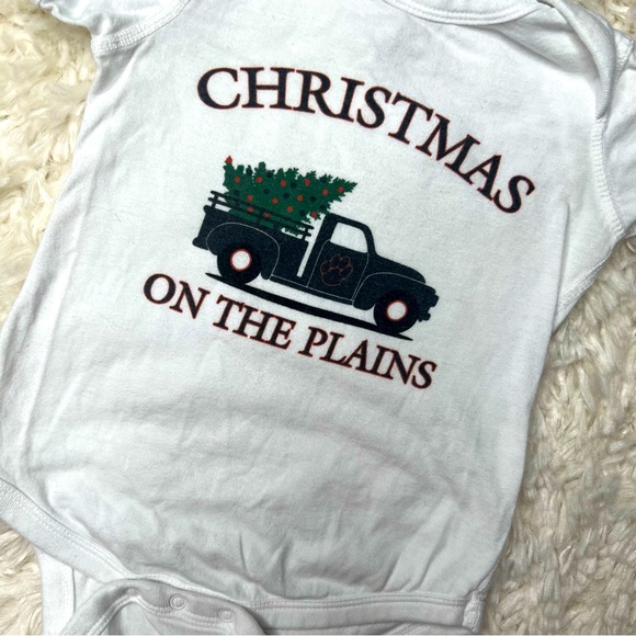 Auburn University “Christmas on The Plains” onesie Sz 12 months - Picture 2 of 3